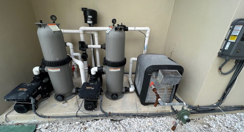 Monthly Pool Maintenance in Naples, Florida